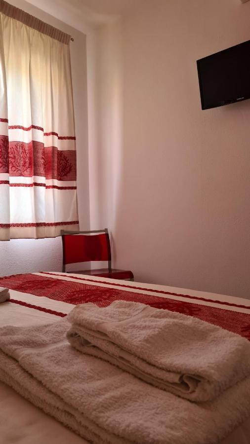 Red & Blue Rooms Ольбия Экстерьер фото