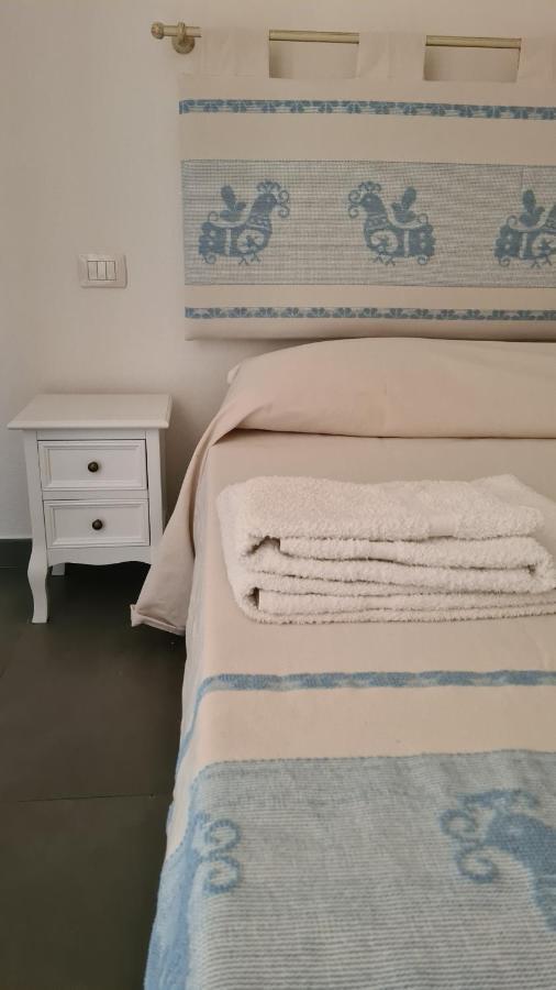 Red & Blue Rooms Ольбия Экстерьер фото
